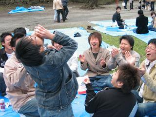 2005-04-23 12:01:07